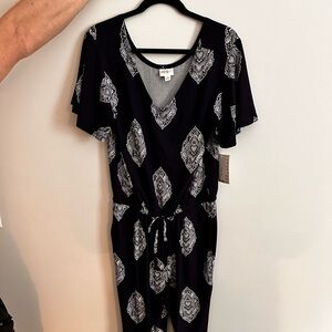 Lularoe jumpsuit size medium